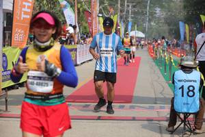 BIB: 47375, 40025
                            <button type="button" onclick="openModal(8244926)" class="btn btn-primary btn-sm float-right btn-popup" data-toggle="modal" data-target=".modal-high-quality">
                        <i class="fas fa-shopping-cart"></i> Add to Cart
                    </button>
                                            <button type="button" onclick="isThisMe(8244926, true)" class="btn btn-success btn-sm float-right btn-popup btn-isme hidden" data-toggle="tooltip" data-placement="bottom" title="นี่คือรูปของคุณใช่ไหม คลิกที่นี่เพื่อเอาเข้าอัลบั้ม">
                        <i class="fas fa-plus"></i> Add to album
                    </button>
                    <button type="button" onclick="isThisMe(8244926, false)" class="btn btn-warning btn-sm float-right btn-popup btn-isnotme hidden">
                        <i class="fas fa-ban"></i> Remove from album
                    </button>